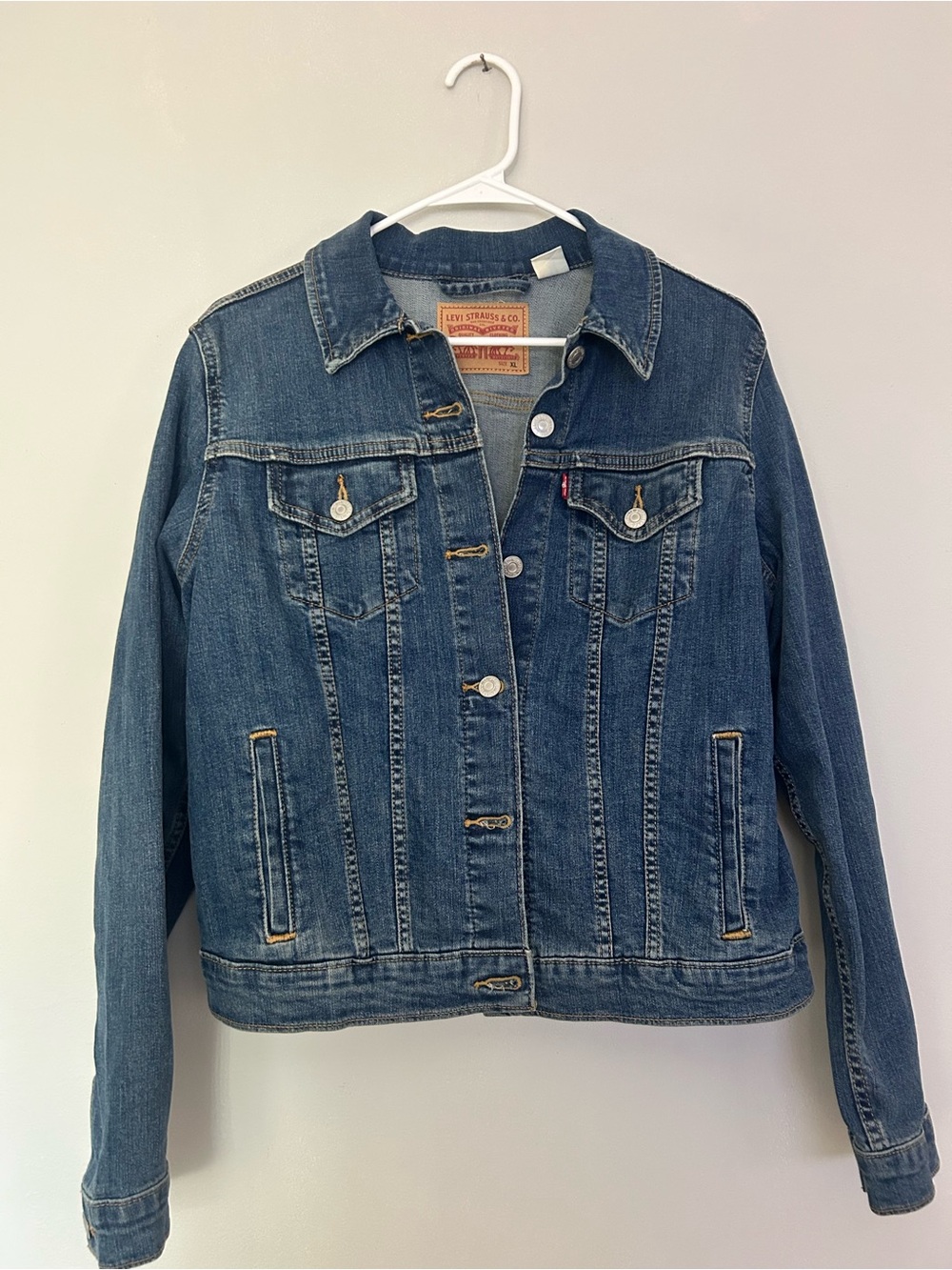 Levi's Women's Medium Blue Denim Jacket